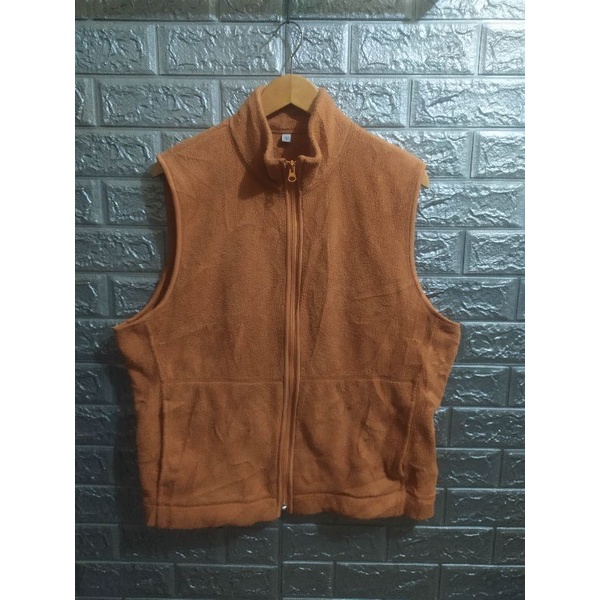 vest rompi uniqlo polar size XL slim second