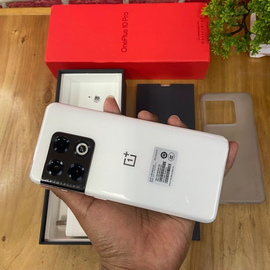 Oneplus 10 Pro 5G extreme edition Panda 12GB 512GB White terdaftar