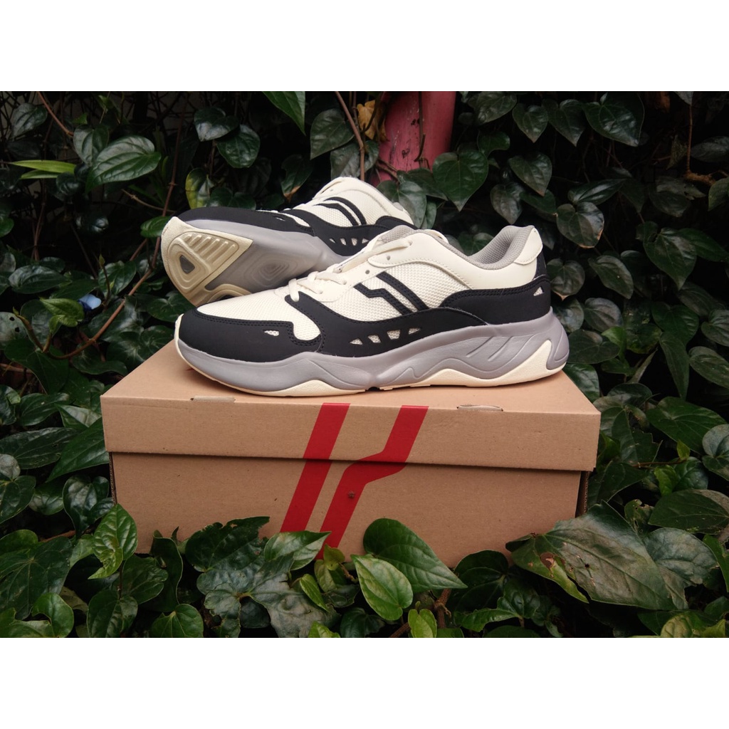 Sepatu Piero Ergo Street Off White Grey