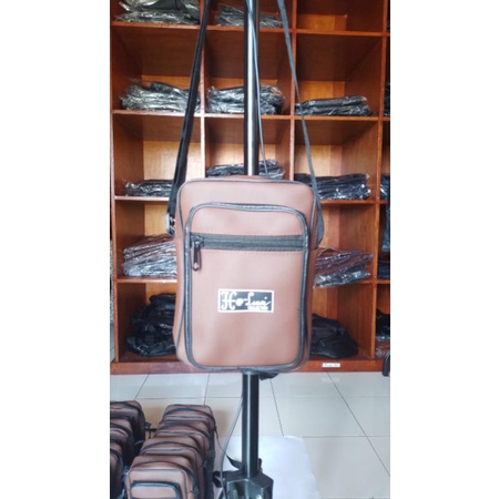 Tas Selempang handphone Pria Kulit Semi Model Terbaru Anti Air New Elegant