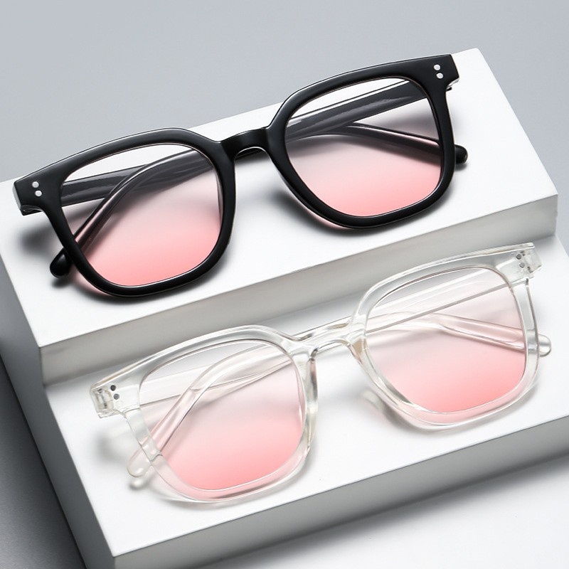 Papaozhu Chic Gradien Lensa Tawny Sunset Kacamata Hitam Pria Wanita Liburan Fashion Bingkai Persegi Kacamata Pria Shades OOTD Eyewear