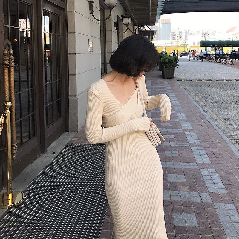 Musim gugur dan musim dingin baru rajutan inner bottoming dress in mahasiswa versi Korea dari net merah mid-length over-the-knee sweater rok