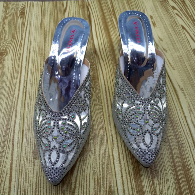 Sepatu sendal  cewek pengantin JJD 01