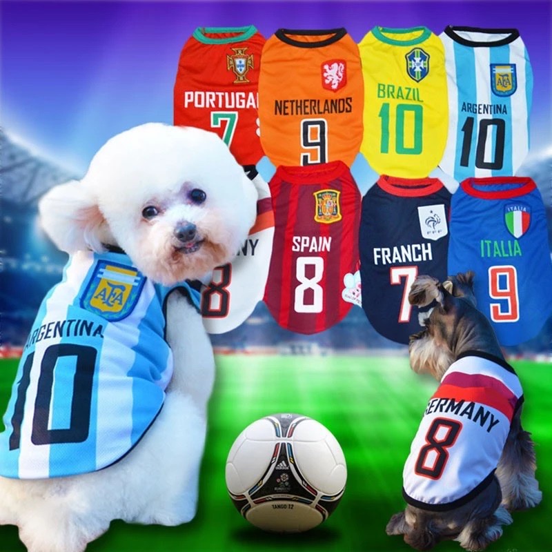 Pet’ oPedia  Baju Kucing/ Anjing Motif Bola Team Dunia / Baju lucu / Baju kucing / Baju anjing / Bisa COD