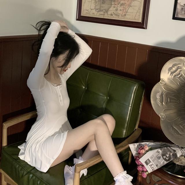 Red Mahasiswa angsa putih keinginan murni peri hati-hati mesin v-neck renda potong pinggang rok musim panas gaun pelangsing