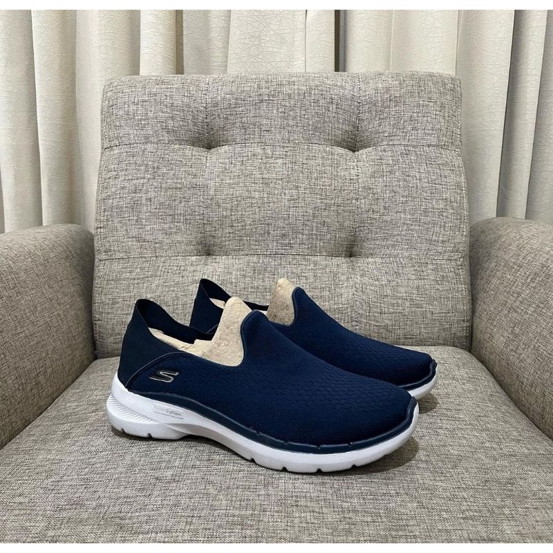 Sepatu Slip On Pria Skechers Go walk 6 Traverse Navy 216269/NVY Original