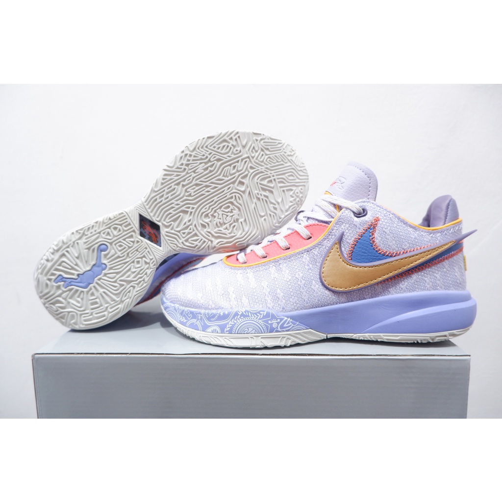SEPATU BASKET NK LEBRON20 LOW VIOLET FROST