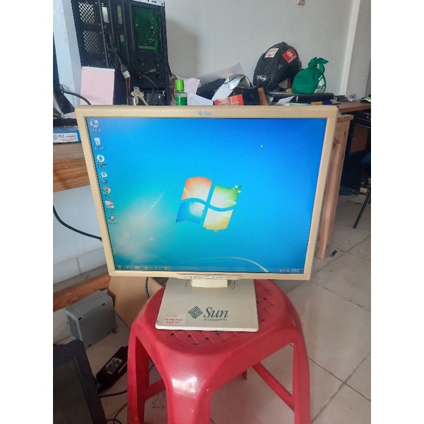 Lcd Monitor 19 Inch Kotak Normal