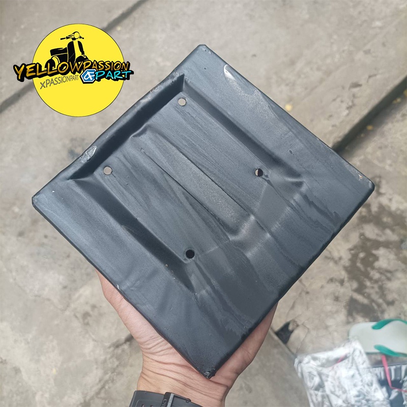 dudukan plat nomor belakang vespa pts