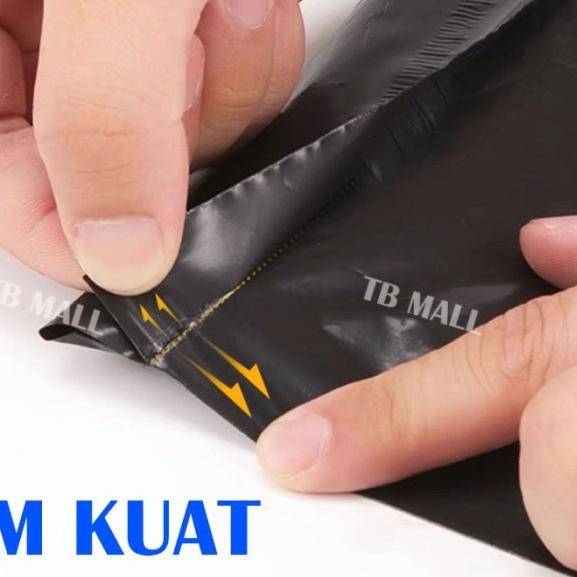 

Plastik Packing Baju Olshop / Polymailer Hitam Glossy LDPE 35X50CM ISI