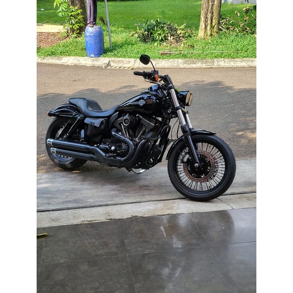 velg harley davidson dyna