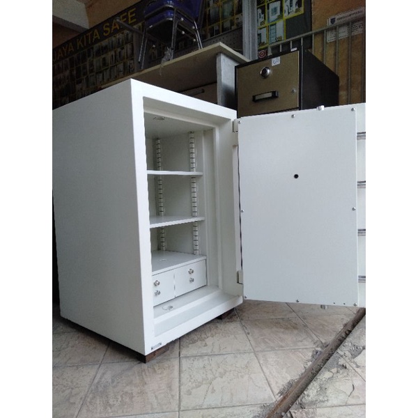 Brankas chubb kastel Original ukuran 102 cm#brankastangguh#brankasjayakita#brankasantiapi#brankasant