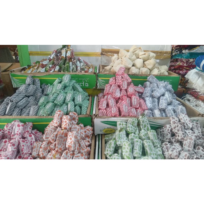 

Dodol Garut 1kg / Dodol garut varian rasa / Dodol mix