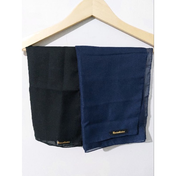 Kerudung Bella Square (Pollycotton)