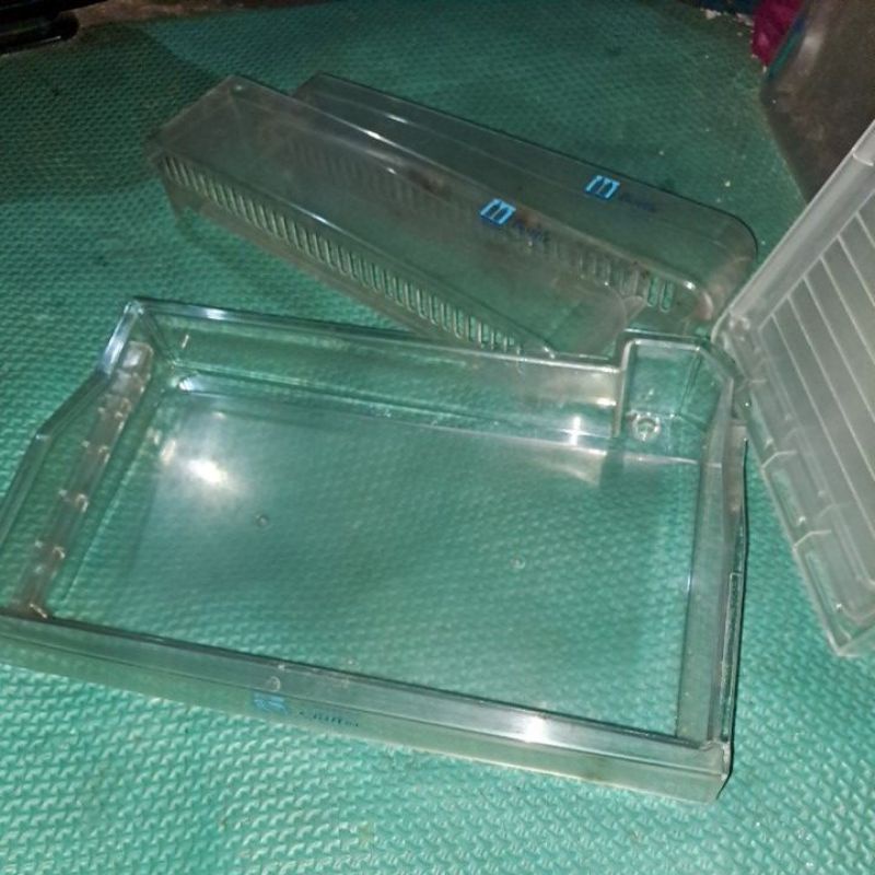 chiller/rak ikan dan rak pintu bekas toshiba glacio 1pintu