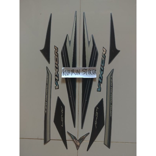 striping stiker Vixion 2018 2019 hitam abu