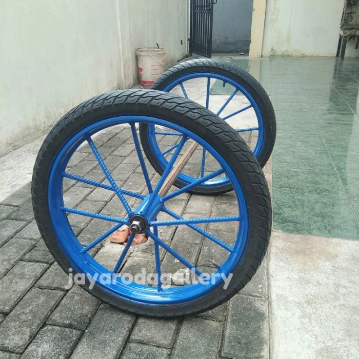 Roda Roda Gerobak Ring 17 Sepasang Roda + Besi As