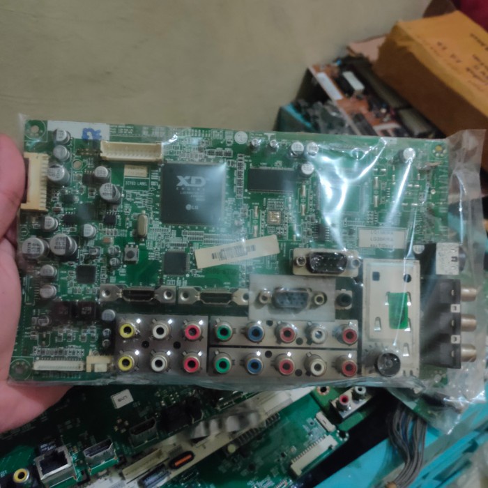 MB - MOTHERBOARD - MAINBOARD - MESIN TV LG 32LG10R 37LG10R