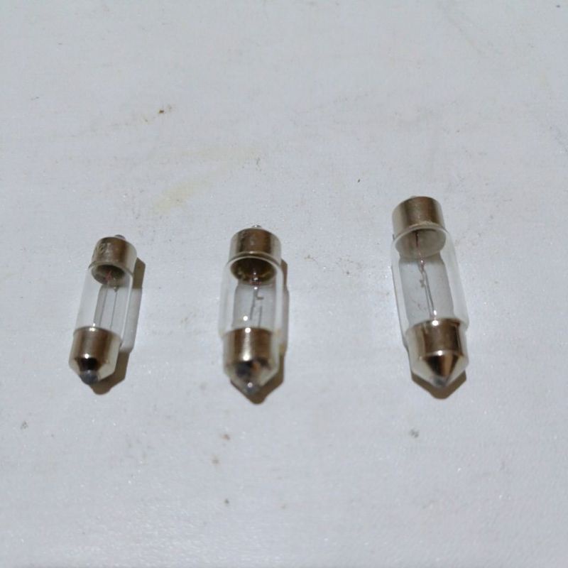 Bohlam Lampu  plafon  mobil 12 V