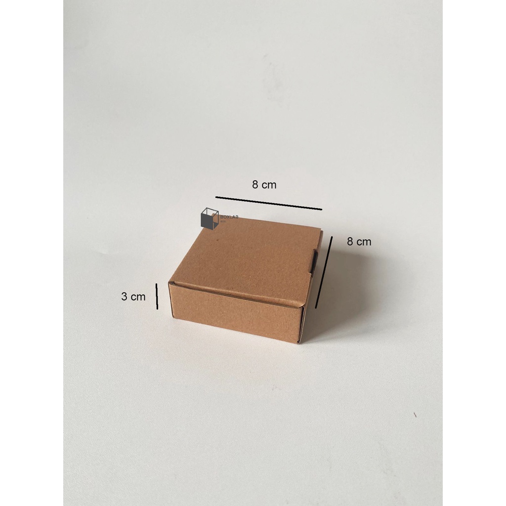 

Box 8x8x3 cm, Box Corrugated, Dus Cake , Box Packaging DC 883