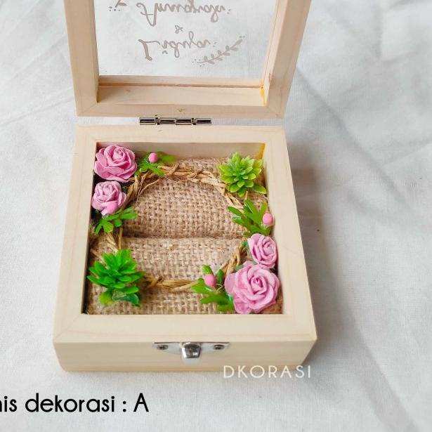 

Kotak cincin kayu jati belanda akrilik + print nama + bantalan cincin