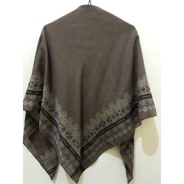 RiaMiranda Alang Scarf