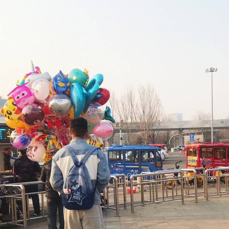 Sera Hello cukup pedas ransel denim sub-gradien milenial asli kitty tas sekolah siswa berkapasitas besar Hello Kitty