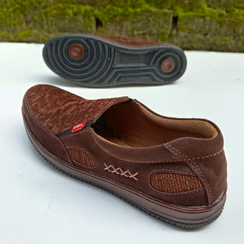 Sepatu Casual Pria RJT Coklat / Sepatu Kasual Pria/ Sepatu Kantor Santai / Sepatu Pria