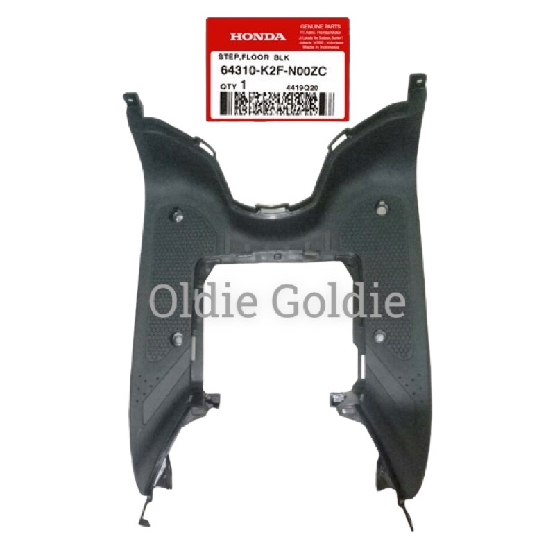 64310-K2F-N00ZC Cover Lantai Step Floor Scoopy eSP LED K2F Hitam AHM 64310K2FN00ZC