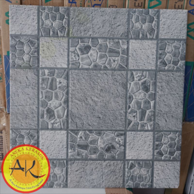 Keramik Lantai Teras Garasi Dinding Kasar Motif Batu Alam Timbul 40x40 Neo Lagos Grey