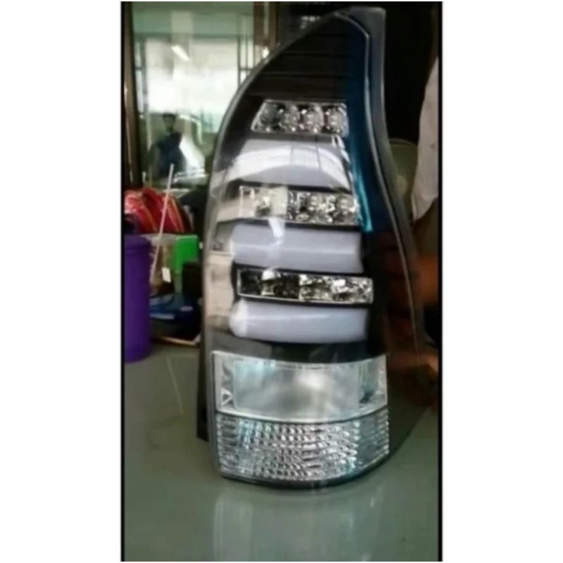 stoplamp lampu belakang avanza xenia 2012-2013-2014-2015
