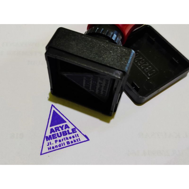 

Stampel / Stempel Gagang Kotak
