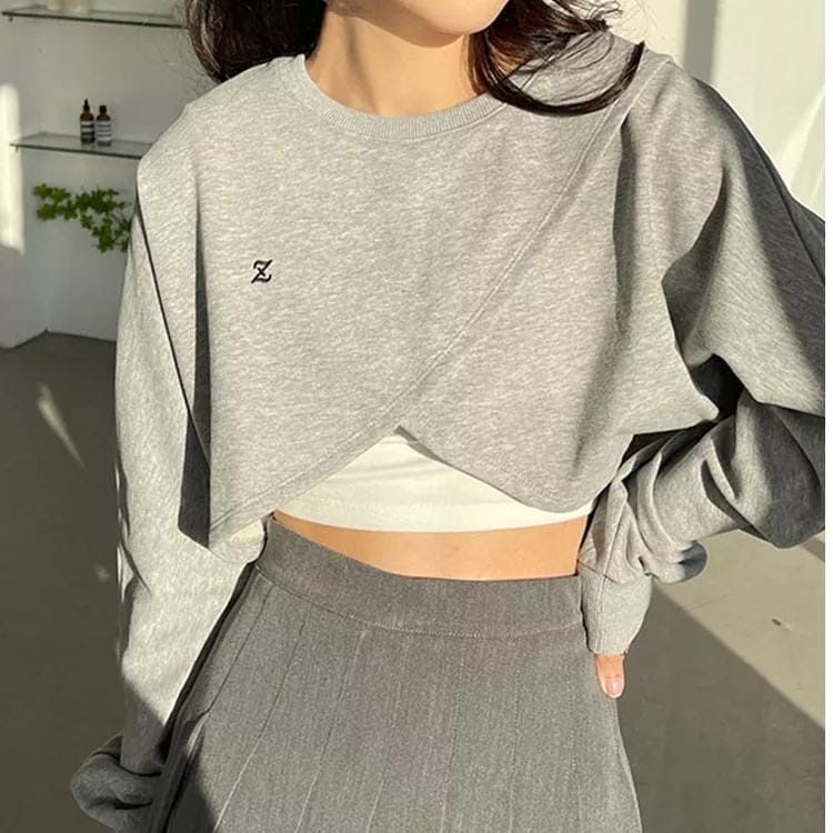 Z CROOPE SWEATER WANITA KOREAN STYLE CROPE CREWNECK FLEECE