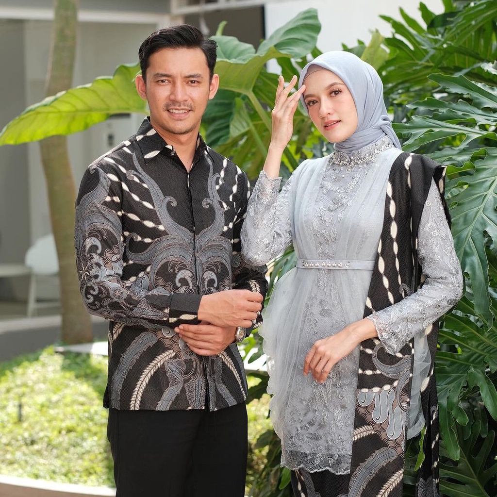 Baju SET KEBAYA COUPLE MADINA GREY | KEBAYA LAMARAN TERBARU KEBAYA WISUDA KEBAYA TUNANGAN 2022 KEBAYA MODERN