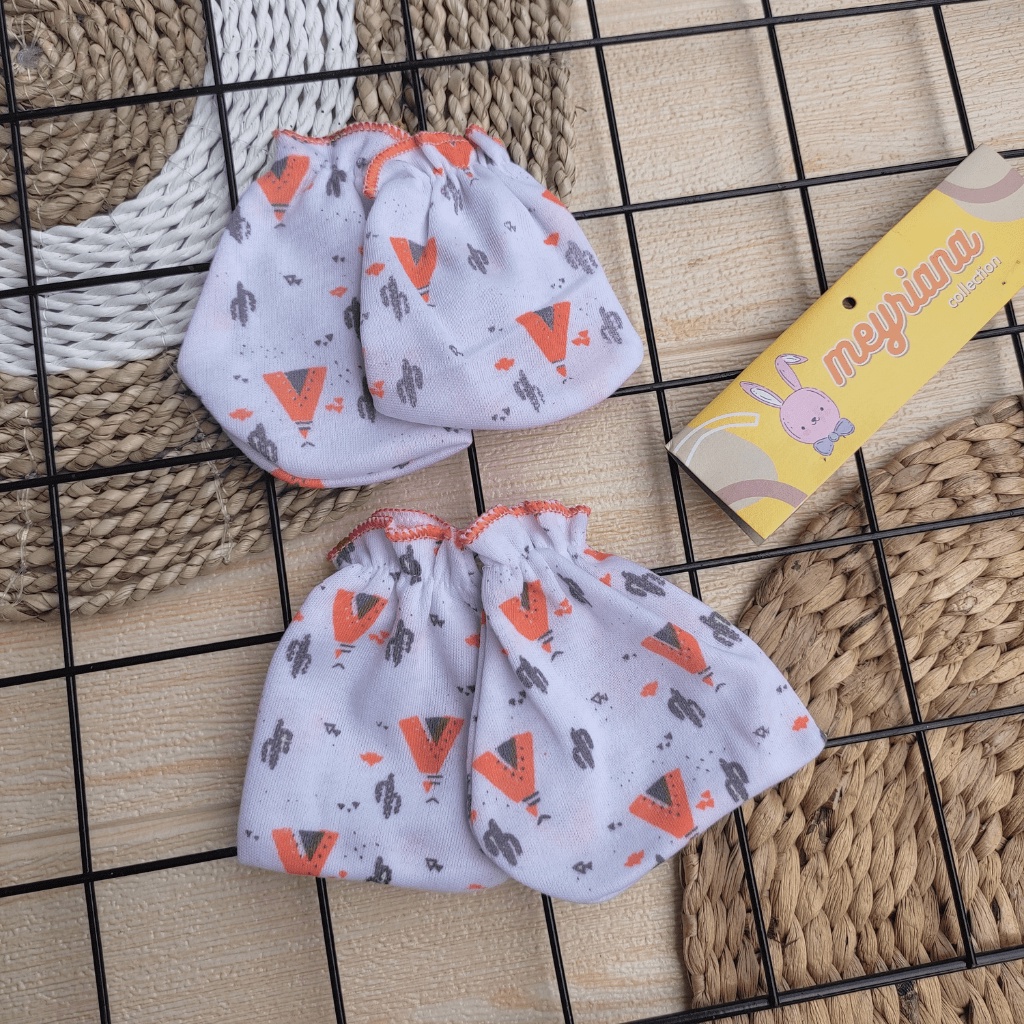 3 PCS Sarung Tangan 3 PCS Sarung Kaki Bayi Baru Lahir Seri Orange Sartaki Meyriana Collection