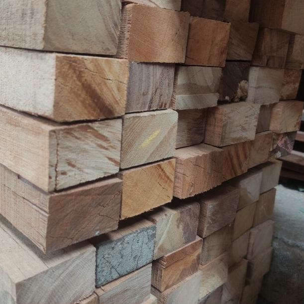 Beam Balok Kayu Bengkirai Batangan Serbaguna 4x6 - 300