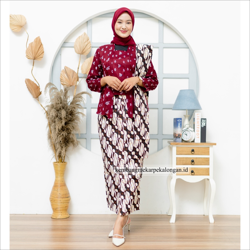 SETELAN KEBAYA JUMPUTAN (FREE SELENDANG)