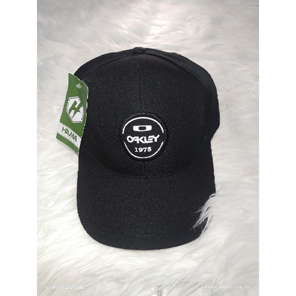 Topi Pria Distro Bahan Adem dan Kualitas Premium - Toko serbaLengkap