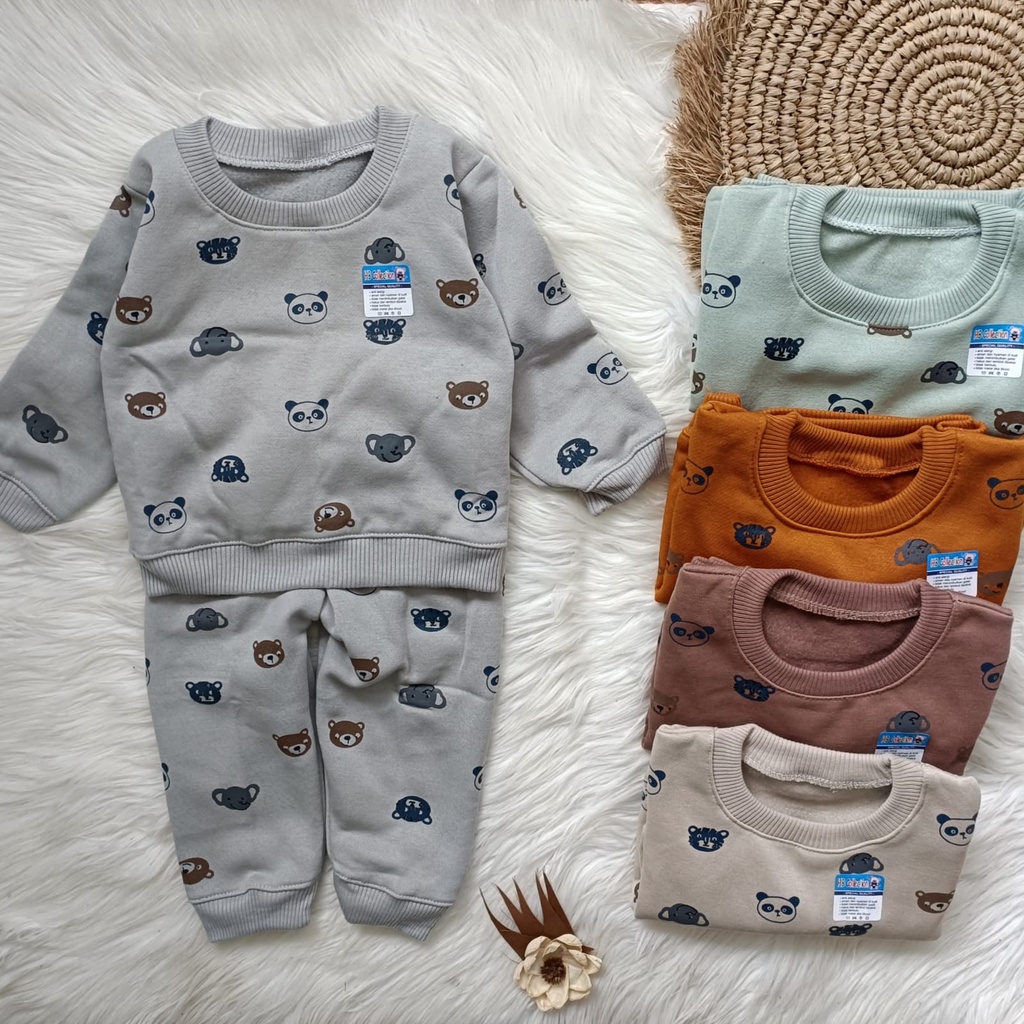 Setelan fleece bayi motif pandaa 3-12 bulan