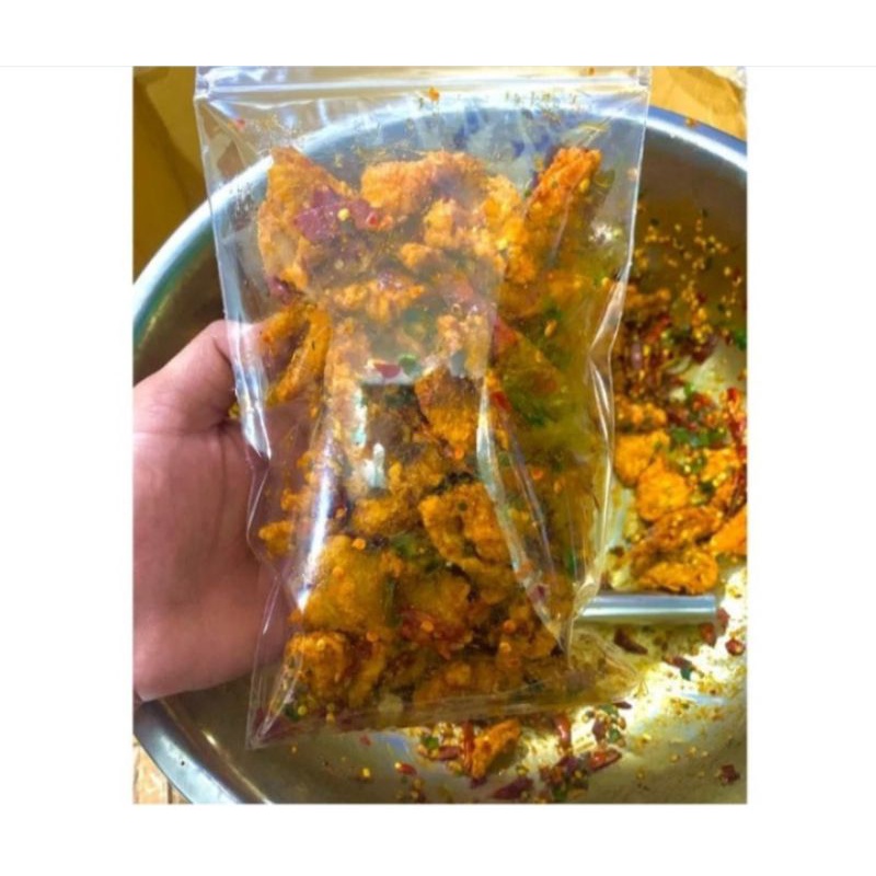 

kulit/usus crispy pedas daun jeruk 100gr cemilan pedas gurih