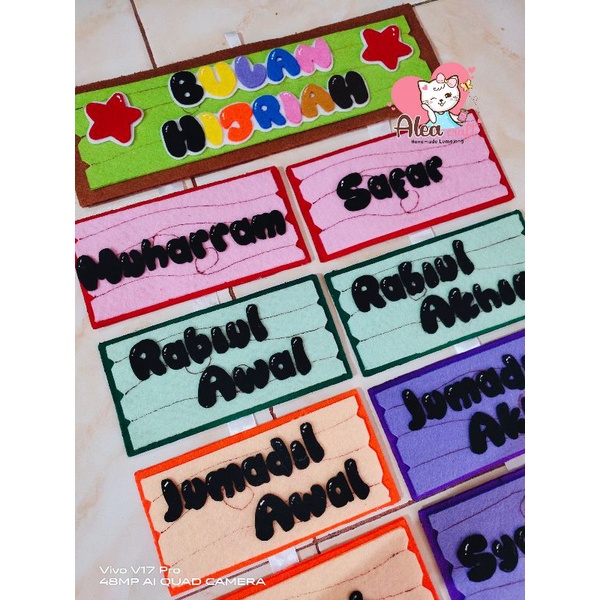 Hiasan dinding Nama Bulan Hijriah Hiasan dinding kelas SD