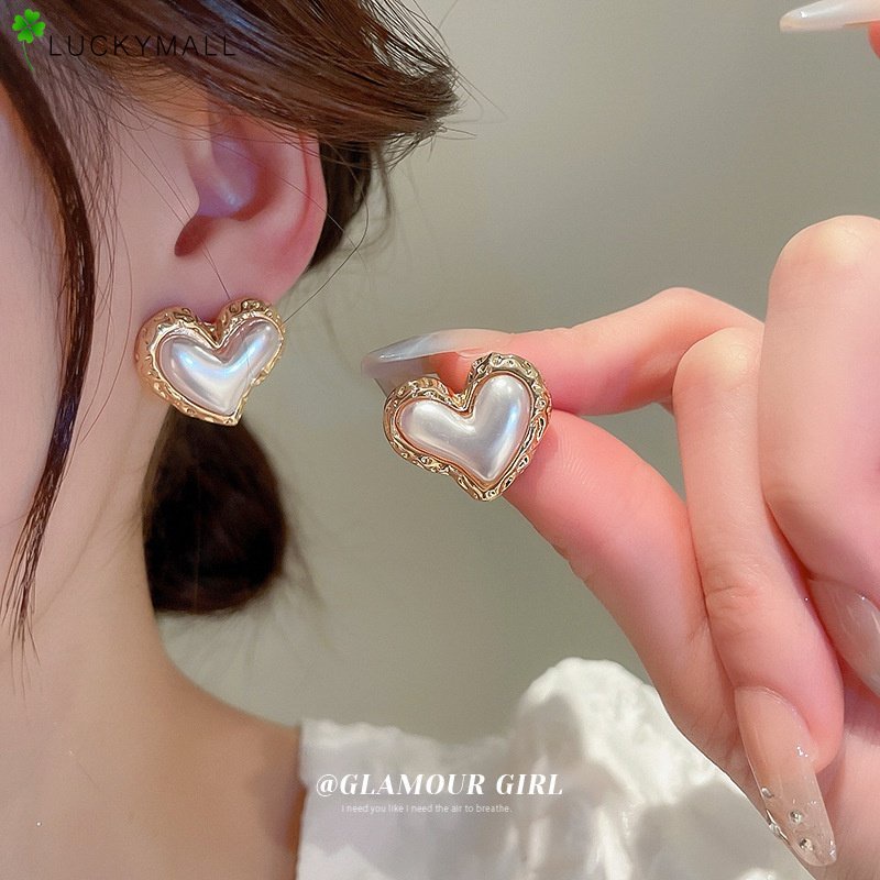 Anting Stud Hias Mutiara Bentuk Hati Warna Emas Untuk Wanita