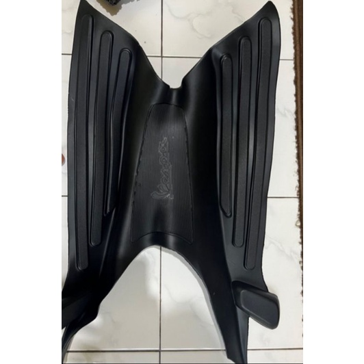 karpet Vespa sprint/Primavera bahan karet