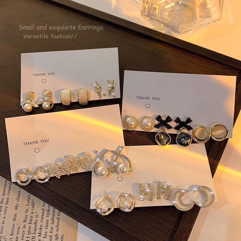 YEEZII Set Anting Stud Desain Ekor Ikan Bunga Aksen Mutiara Kristal Warna Emas Gaya Vintage Untuk Wanita