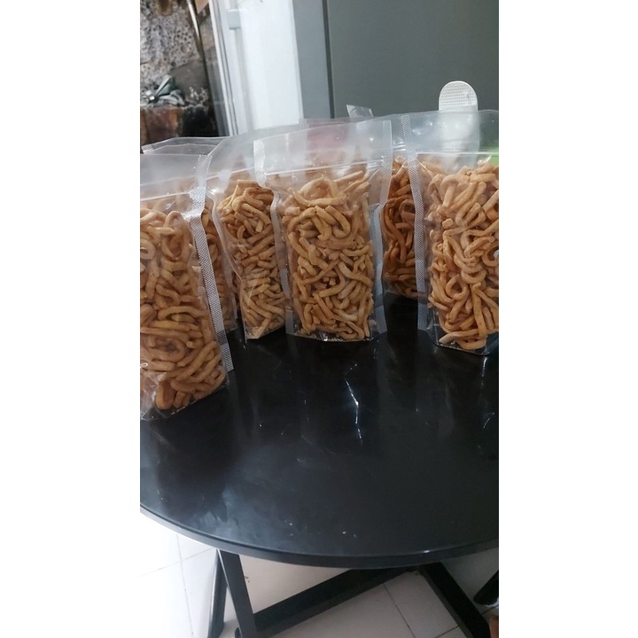 

Keripik Bawang (Khas Makassar)