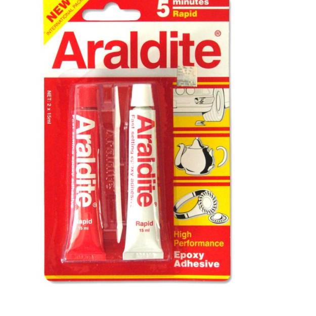 

Lem Epoxy Araldite 5 Menit (15 ml)