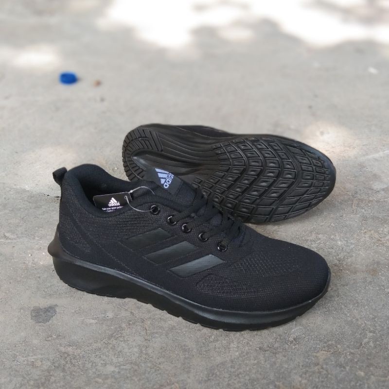 SEPATU ANAK SEKOLAH/SEPATU SEKOLAH HITAM ADIIDAS