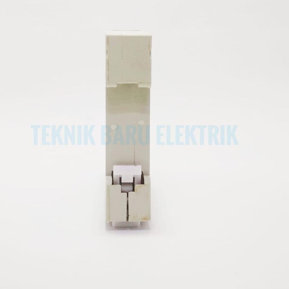 Stok Terbatas MCB MULTI9 4A 4 AMPERE MERLIN GERIN PLN 900W CL4 SPLN BREKER
