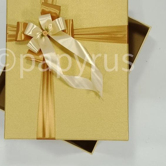 

Papyrus 25x30 tinggi 5cm Kotak Kado Gift Box Hadiah