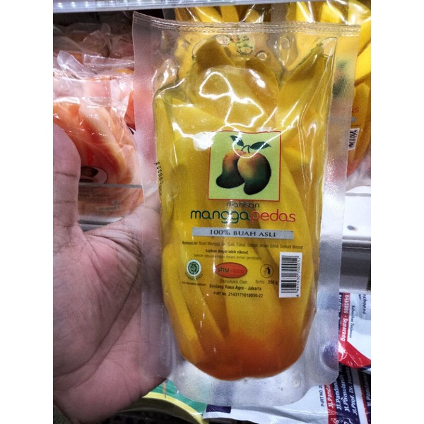 

manisan mangga pedas /MANIS 100% buah asli